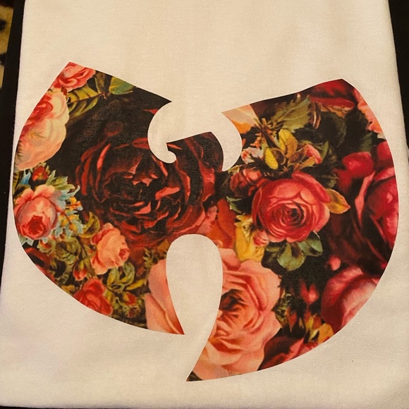 UNISEX ROSE FLORAL WU - TANG BEAUTIFUL TEE!! - Picture 6 of 8